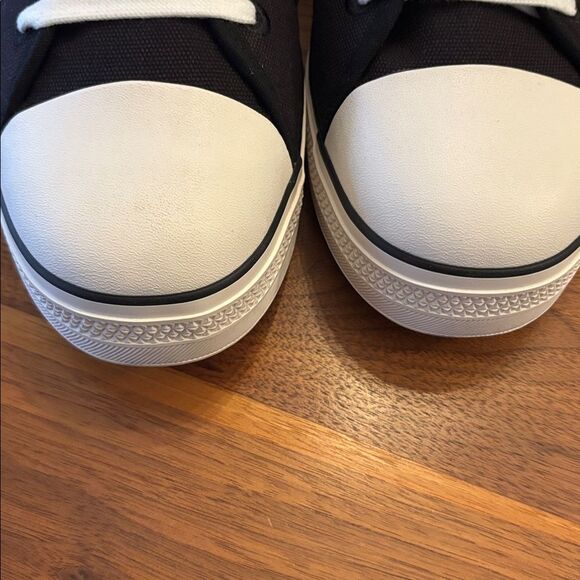 NEW NIB Thorogood Warehouse Won Safety Low Work Shoes Size 11.5 Wide main image 11